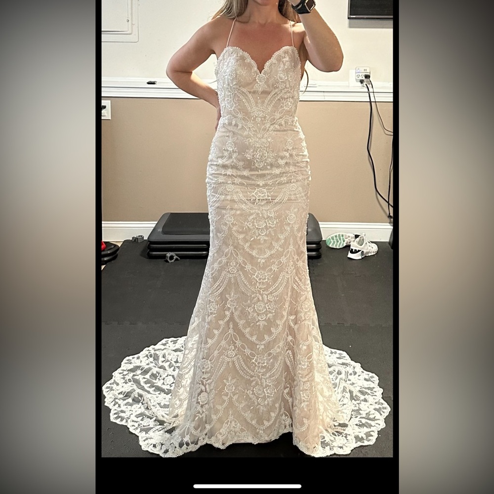 Blush wedding dress Size 2